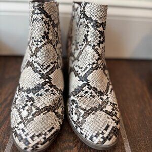 Qupid Faux Snakeskin Booties